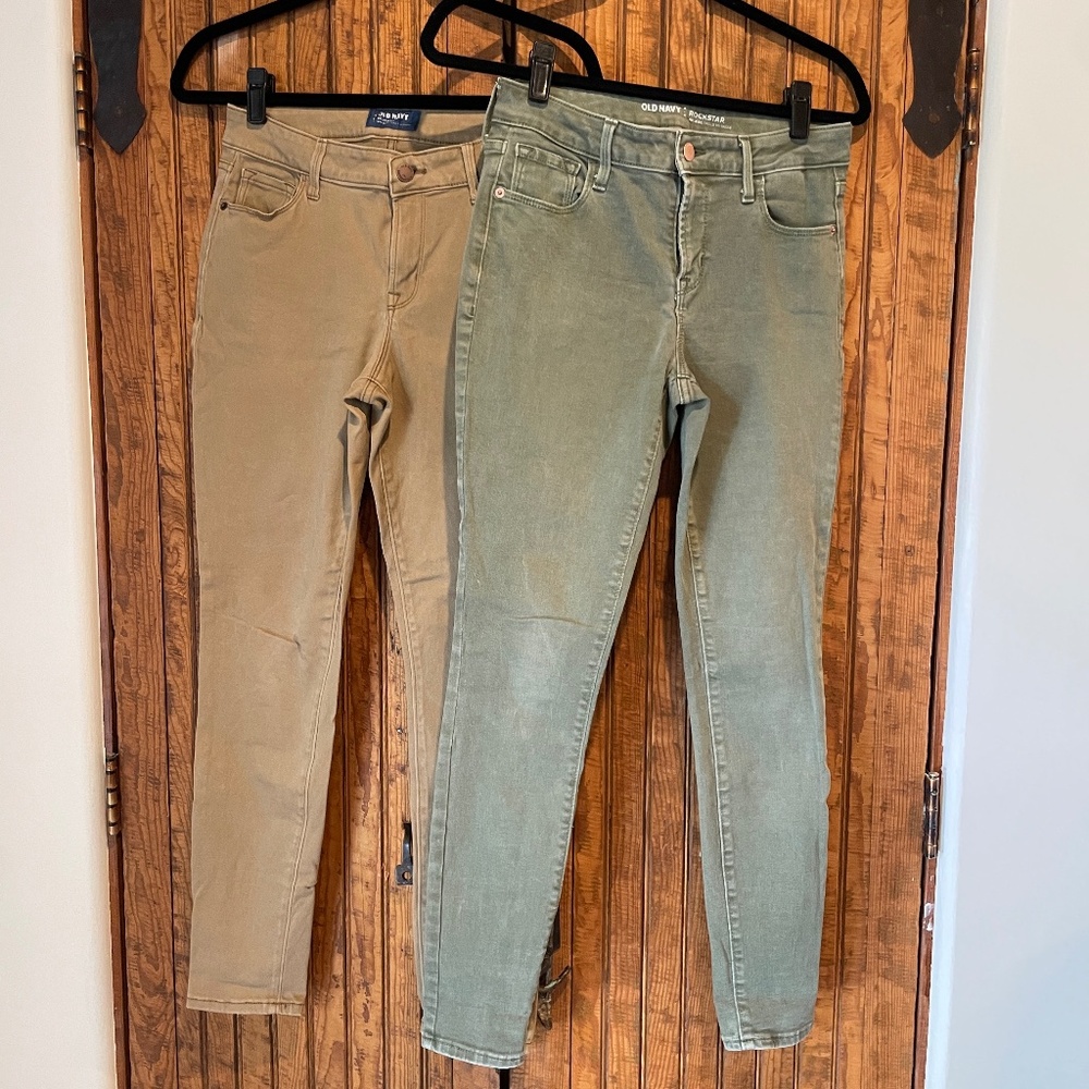 Old Navy Rockstar Mid-Rise Stretch Skinny Jeans - Size 6 - 2 pairs